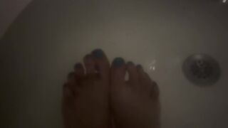 bath toes