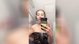 CUTE TEEN MASTURBATES ON AIRPLANE *MASSIVE SQUIRT*