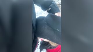 Blowjob from GF in Winterwonderland