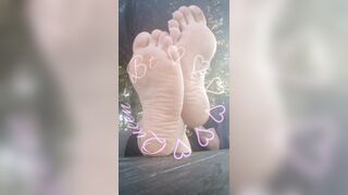 My beautifull soles in the warm weather noutside chilling.