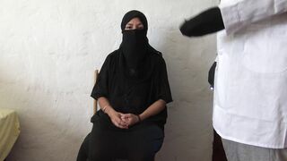 This Muslim woman is SHOCKED !!! I take out my big black cock for my Iraqi patient.