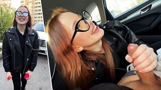 18 Year Old Redhead Gives a Steamy Public Blowjob in a Taxi While the Driver